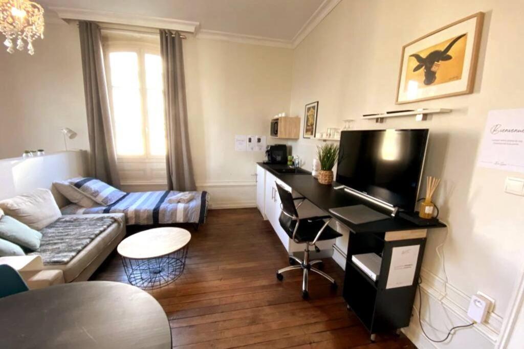 #Le Maitre Du Navire - Grand Studio - Hyper Centre Lejlighed Brive-la-Gaillarde Eksteriør billede